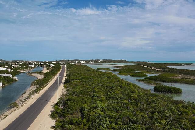 Vacant Water Front Residential Property - Century21 Erishar-Properties